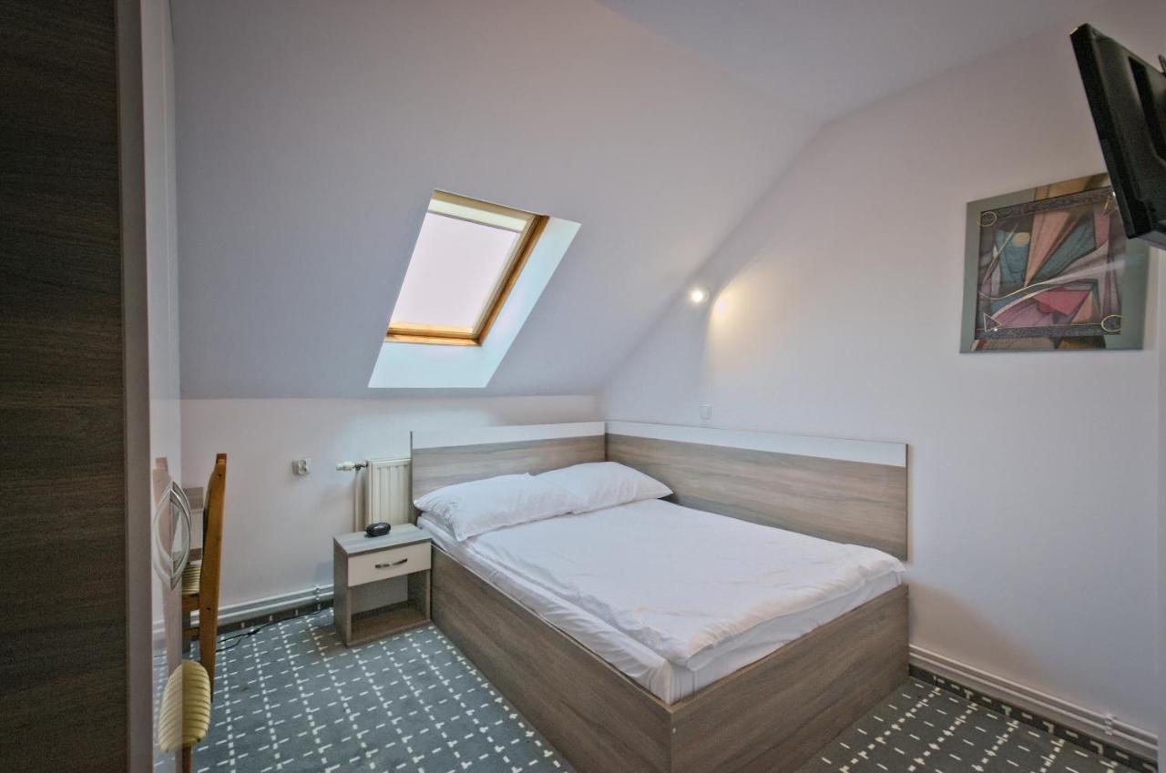 Hotel Sezam Kraczkowa Εξωτερικό φωτογραφία