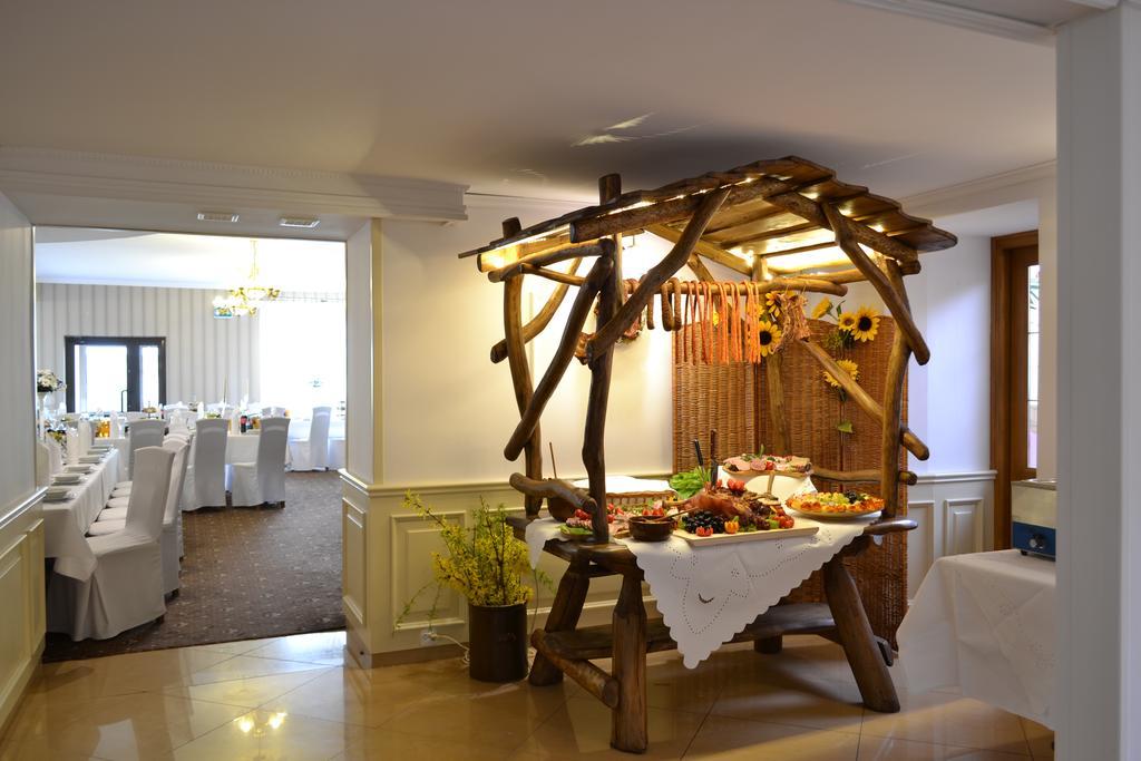 Hotel Sezam Kraczkowa Εξωτερικό φωτογραφία