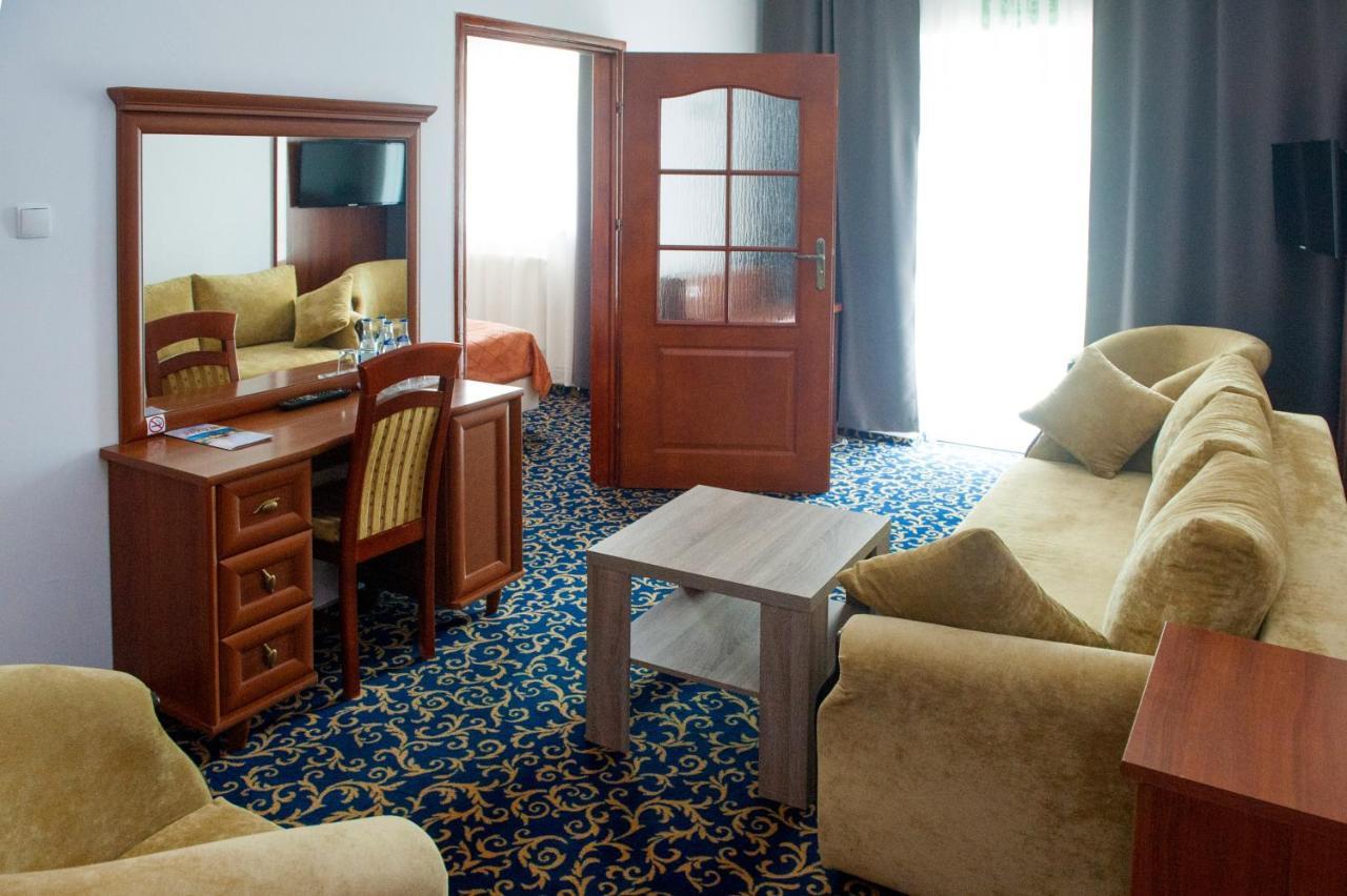 Hotel Sezam Kraczkowa Εξωτερικό φωτογραφία